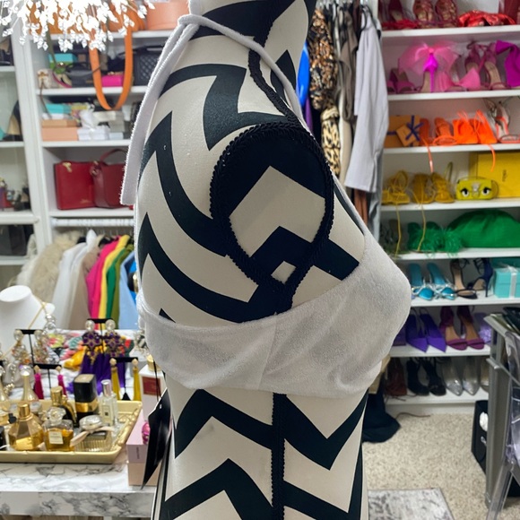 Terry cloth cop top in white - Picture 2 of 5